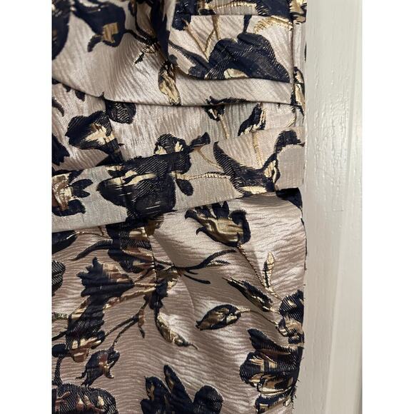 Oleg Cassini Metallic Brocade Off-The-Shoulder High-Low Gown W/ Pockets Size 14 - Picture 4 of 8